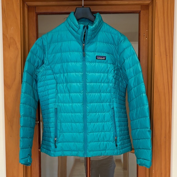 Patagonia Jackets & Blazers - Patagonia Women's Vibrant Blue Puffer Jacket